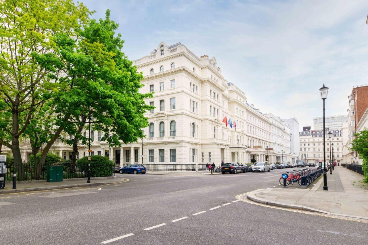 Apartment Art Deco Oasis: Hyde Park Adjacent